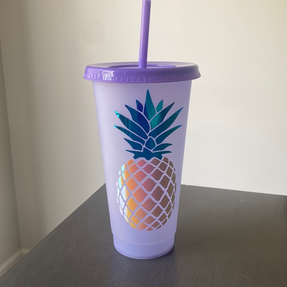 Super cute pineapple tumbler with straw and lid